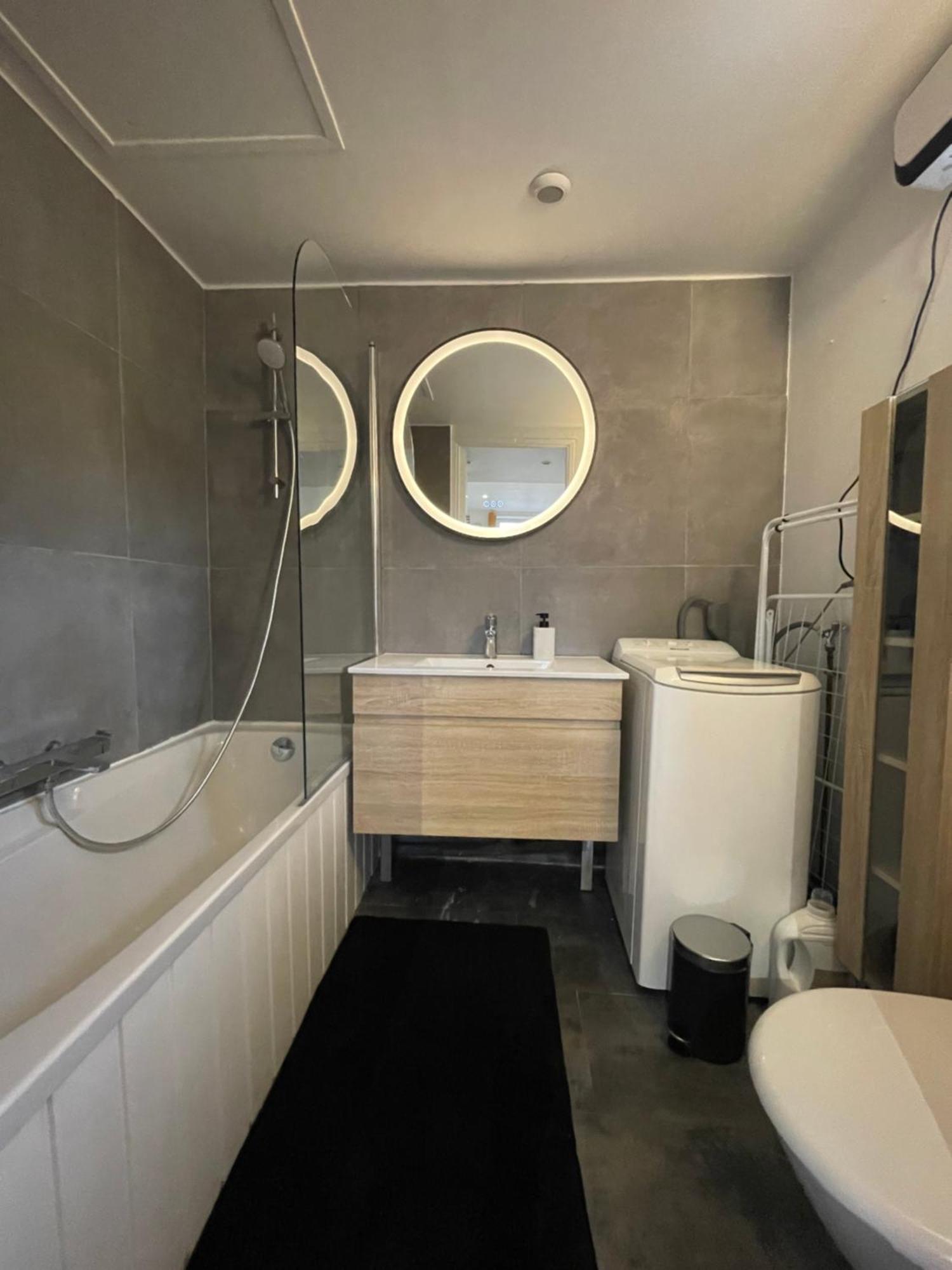 Gite Le Duplex - 5Min De La Gare Vers Lille-Lens-Arras Phalempin Eksteriør billede